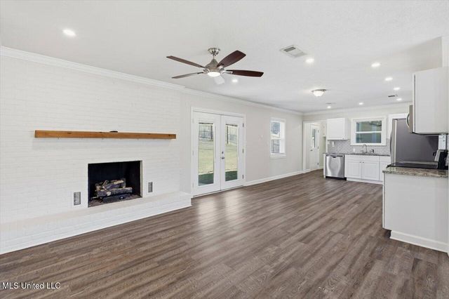 100 Rollingwood Drive, Brandon, MS 39042