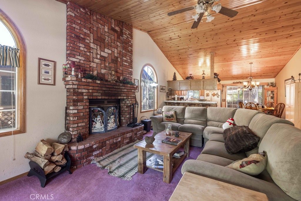 Image 10 of property listing at 1332 Midway, Big Bear, CA 92314