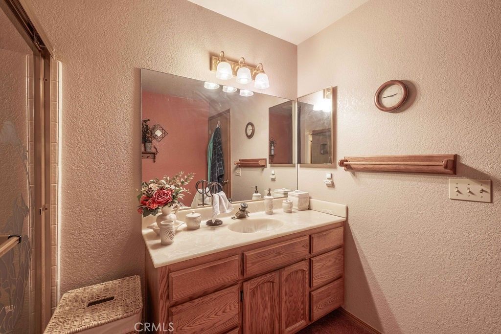 Image 13 of property listing at 1332 Midway, Big Bear, CA 92314