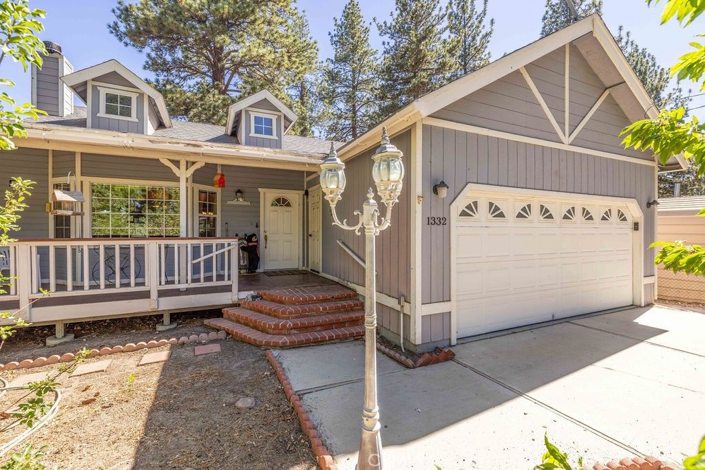 Image 2 of property listing at 1332 Midway, Big Bear, CA 92314