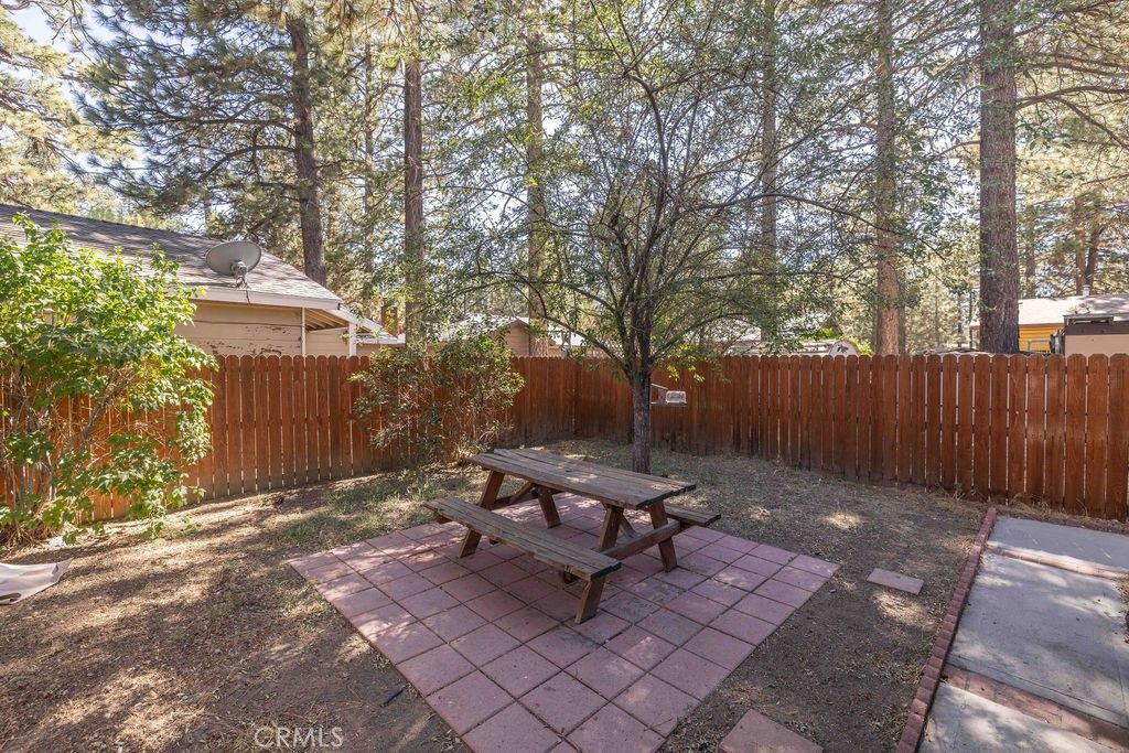 Image 25 of property listing at 1332 Midway, Big Bear, CA 92314