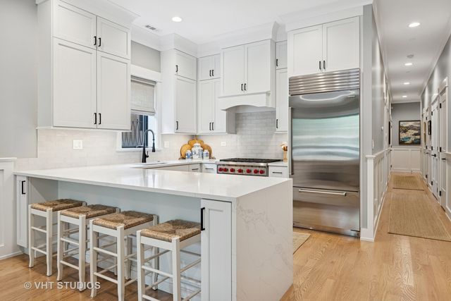 4321 N Paulina Street 2N, Chicago, IL 60613
