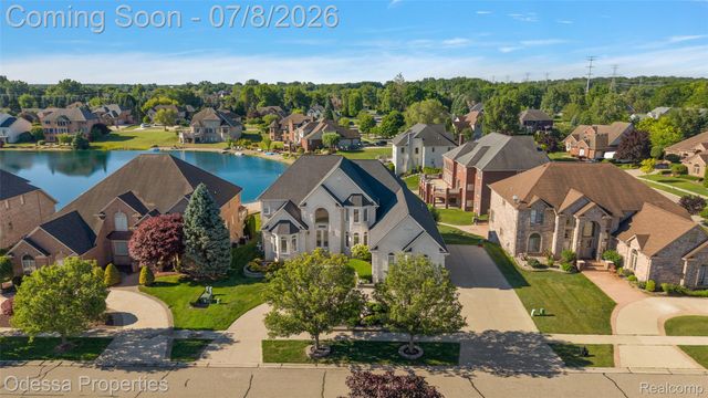 12984 Azure Drive, Shelby Charter Township, MI 48315