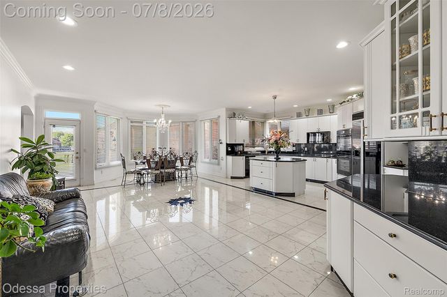 12984 Azure Drive, Shelby Charter Township, MI 48315