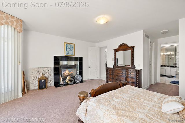 12984 Azure Drive, Shelby Charter Township, MI 48315