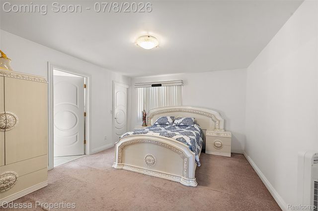 12984 Azure Drive, Shelby Charter Township, MI 48315
