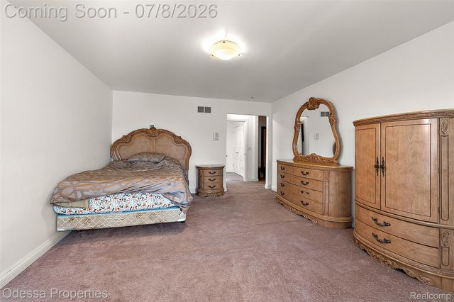 12984 Azure Drive, Shelby Charter Township, MI 48315