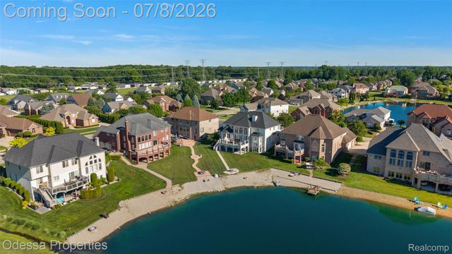 12984 Azure Drive, Shelby Charter Township, MI 48315