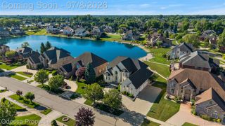 12984 Azure Drive, Shelby Charter Township, MI 48315