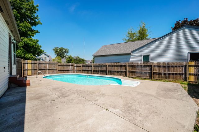 2274 Lockamy Court, Grove City, OH 43123