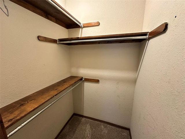 2221 NE 8th Street, Moore, OK 73160