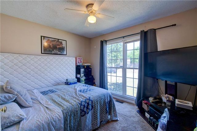 1852 Burch Run Drive, Burlington, NC 27217