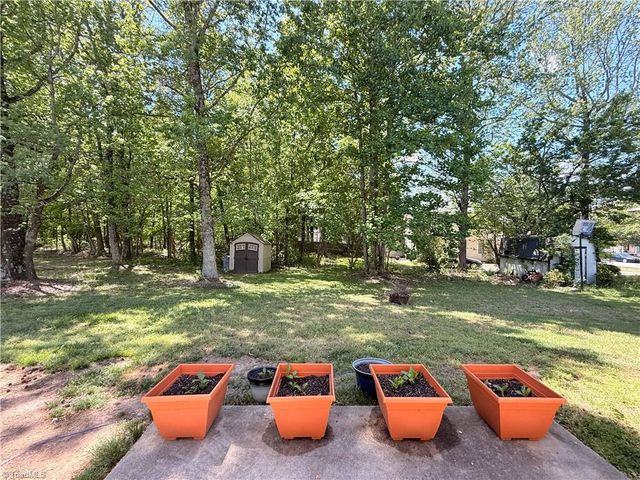 1852 Burch Run Drive, Burlington, NC 27217