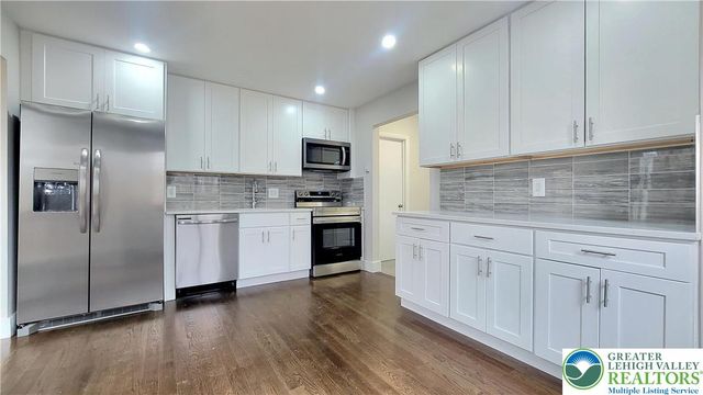 1123 BLACK BEAR Lane, Tobyhanna Twp, PA 18334