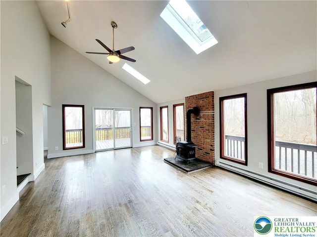 1123 BLACK BEAR Lane, Tobyhanna Twp, PA 18334