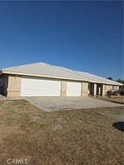 10141 Rochester, Phelan, CA 92371