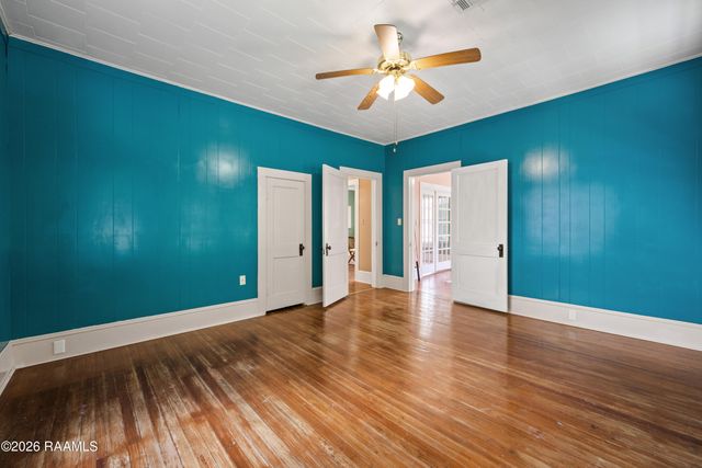 1114 S Court Street, Opelousas, LA 70570