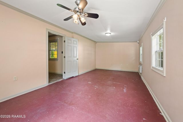 1114 S Court Street, Opelousas, LA 70570