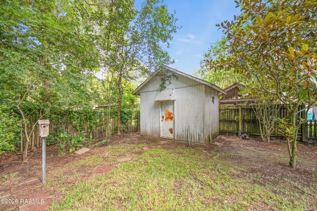 1114 S Court Street, Opelousas, LA 70570
