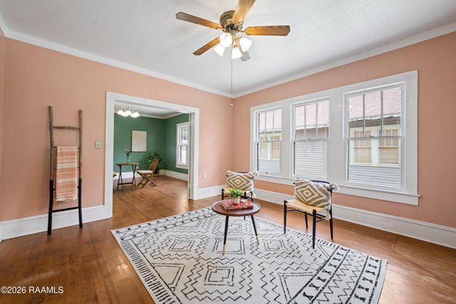1114 S Court Street, Opelousas, LA 70570