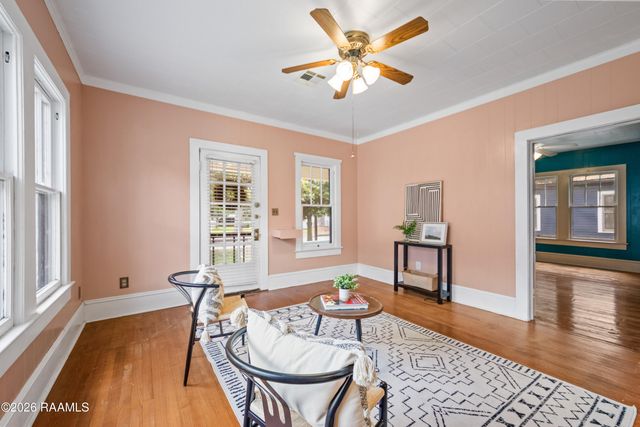 1114 S Court Street, Opelousas, LA 70570