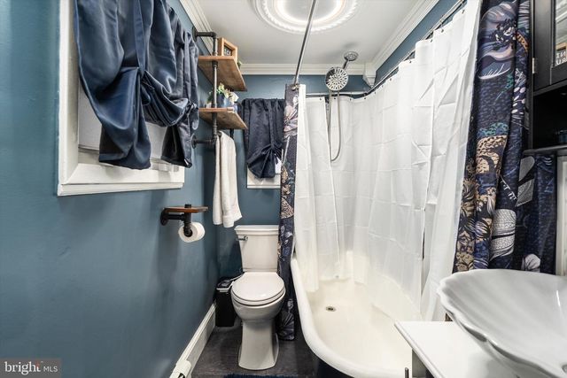 6 W CHURCH ST, Bordentown, NJ 08505