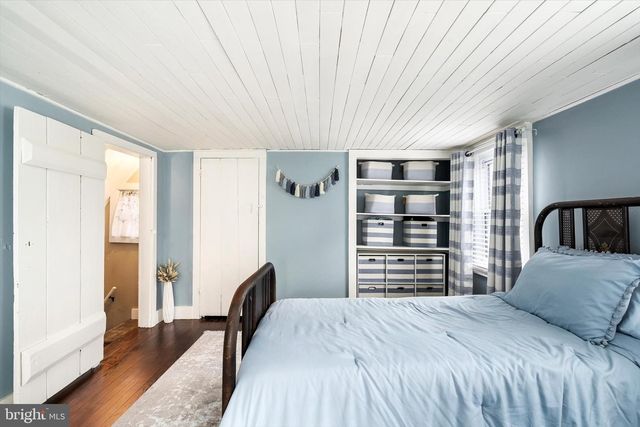 6 W CHURCH ST, Bordentown, NJ 08505