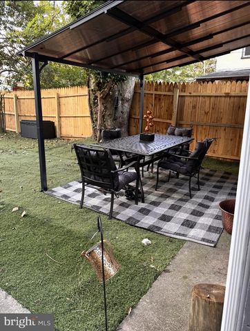 6 W CHURCH ST, Bordentown, NJ 08505