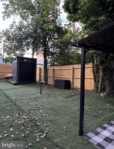 6 W CHURCH ST, Bordentown, NJ 08505