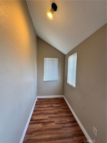 410 E 21st Street, Long Beach, CA 90806