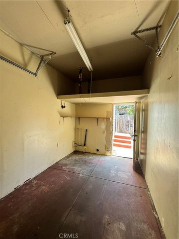 410 E 21st Street, Long Beach, CA 90806