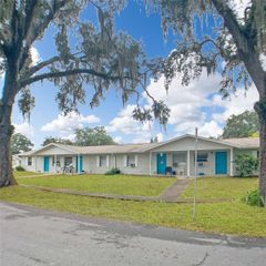 200 CHURCH STREET B1, Leesburg, FL 34748