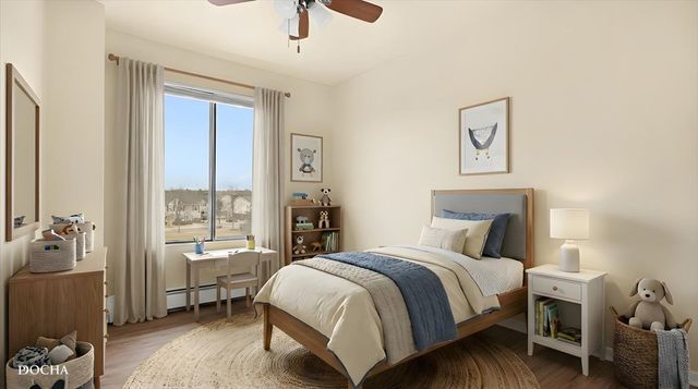 201 Gregory Street 15, Aurora, IL 60504