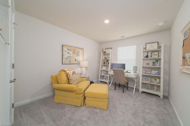 1828 Pheasant Trace Circle, Kernersville, NC 27284