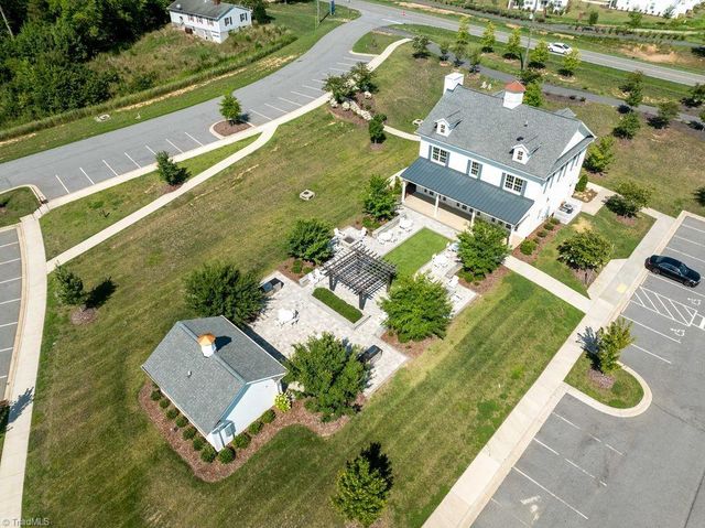 1828 Pheasant Trace Circle, Kernersville, NC 27284