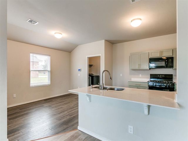 4713 Churchill, Shawnee, OK 74804