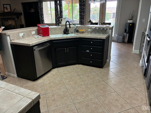 10300 Seneca Falls Avenue, Bakersfield, CA 93312