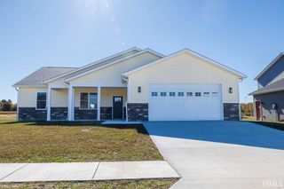 104 Pin Oak Road, Spencer, IN 47460