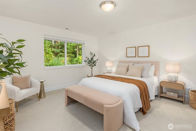 16761 NE Sanwick Place, Bainbridge Island, WA 98110