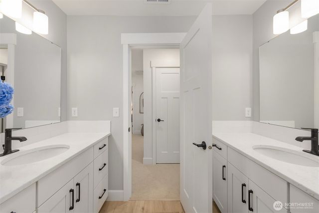 16761 NE Sanwick Place, Bainbridge Island, WA 98110