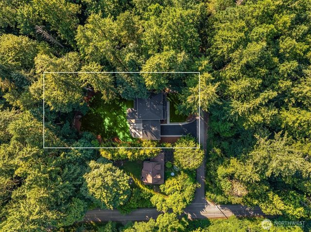 16761 NE Sanwick Place, Bainbridge Island, WA 98110