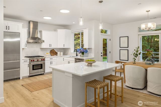 16761 NE Sanwick Place, Bainbridge Island, WA 98110