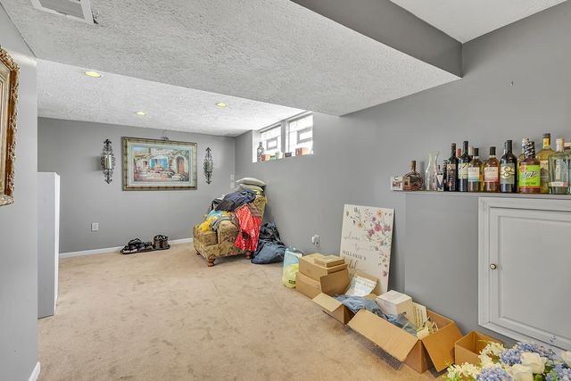 2017 S Trillium Dr, Hopewell Twp, PA 15001