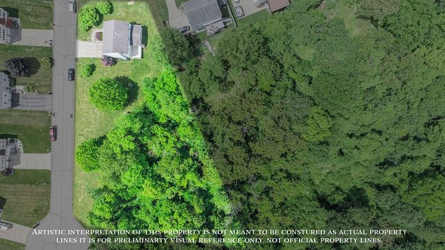 2017 S Trillium Dr, Hopewell Twp, PA 15001