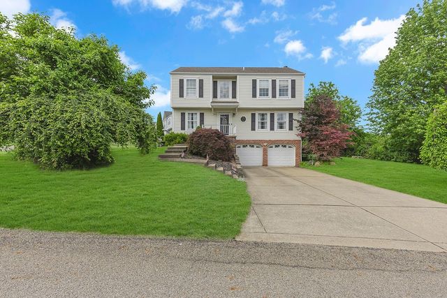 2017 S Trillium Dr, Hopewell Twp, PA 15001