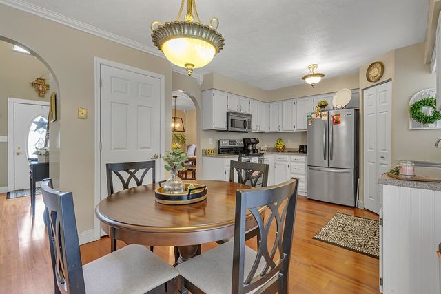 2017 S Trillium Dr, Hopewell Twp, PA 15001
