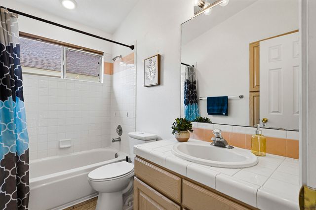 1131 Tony Sanchez Drive SE, Albuquerque, NM 87123