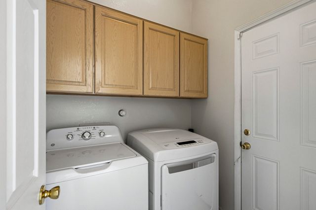 1131 Tony Sanchez Drive SE, Albuquerque, NM 87123