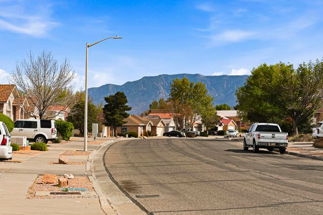1131 Tony Sanchez Drive SE, Albuquerque, NM 87123