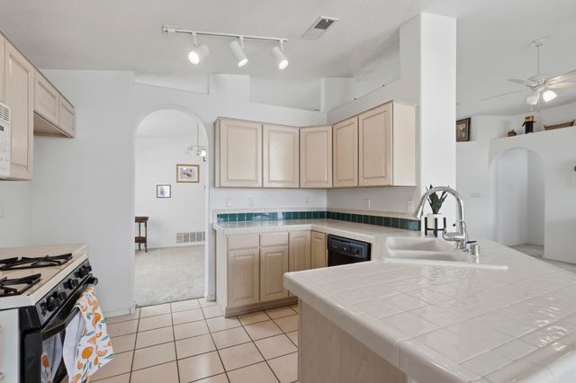 1131 Tony Sanchez Drive SE, Albuquerque, NM 87123